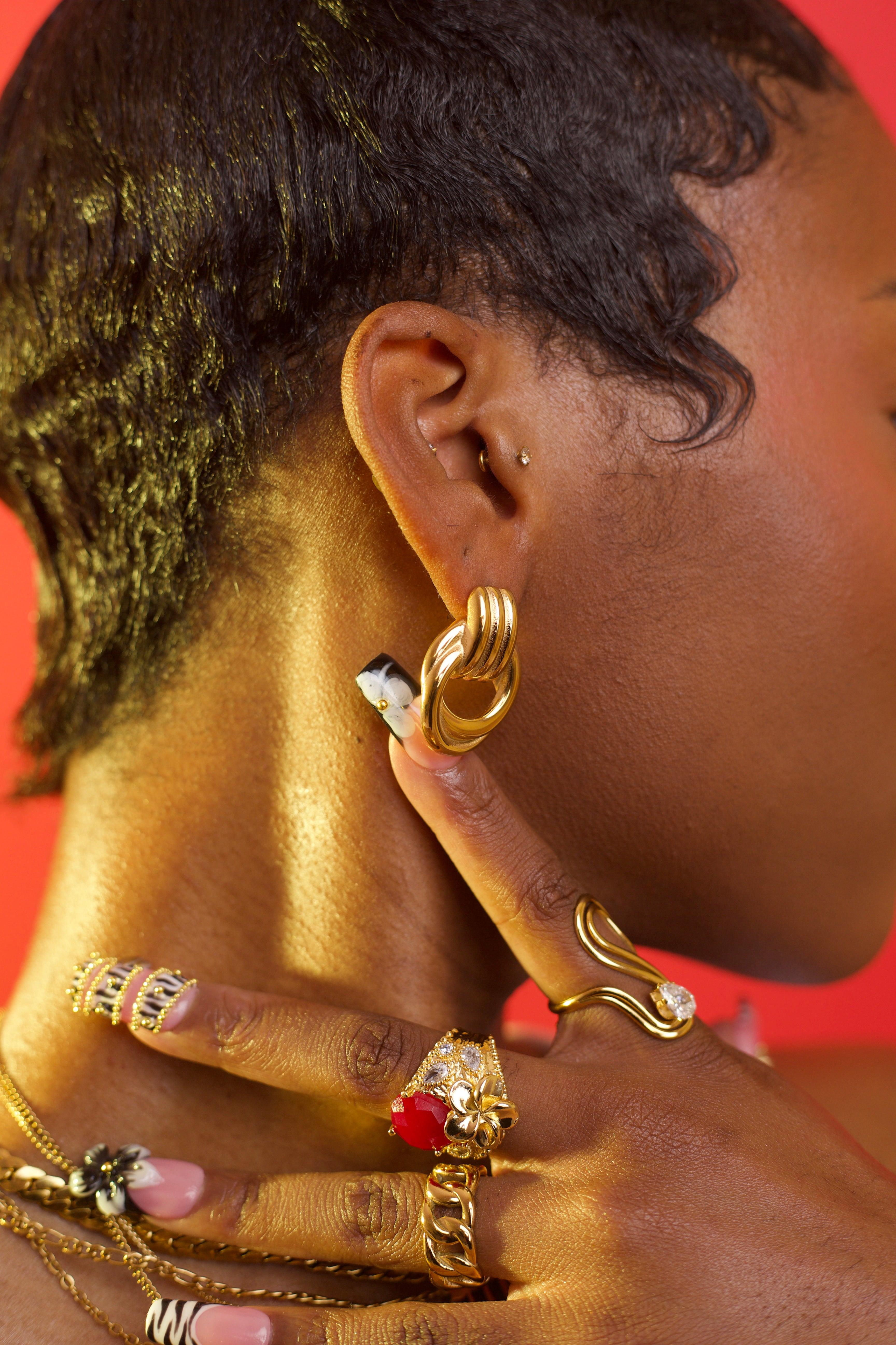 KNOT STUDS GOLD