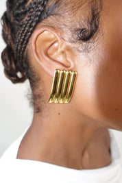 NIA GOLD EARRING