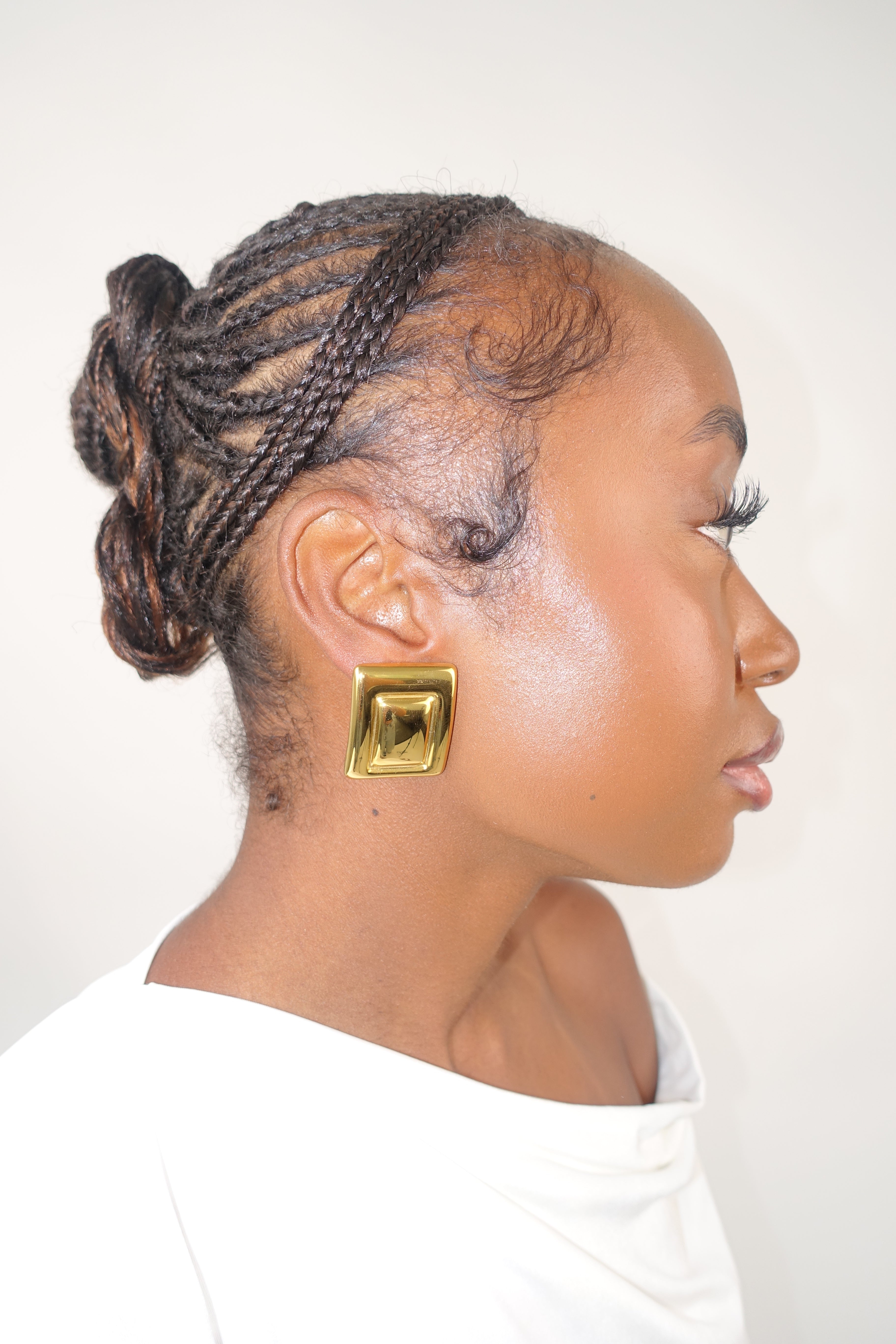 LAYLA GOLD EARRING