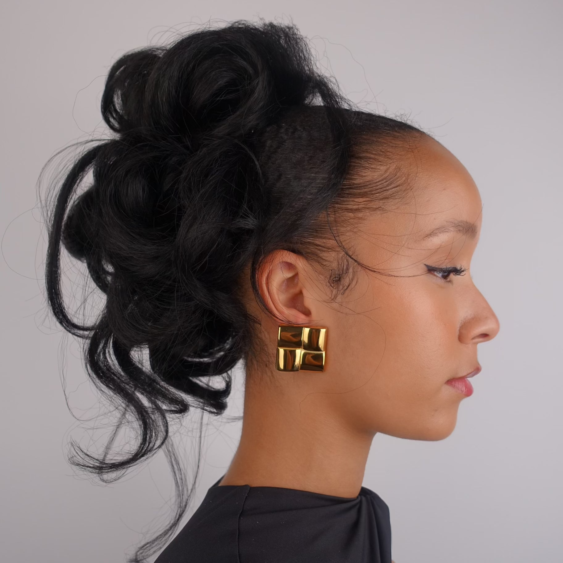 HALLE GOLD EARRING