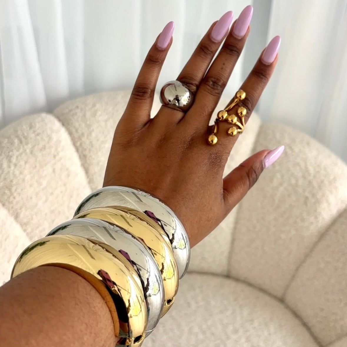 STACKING BANGLES GOLD